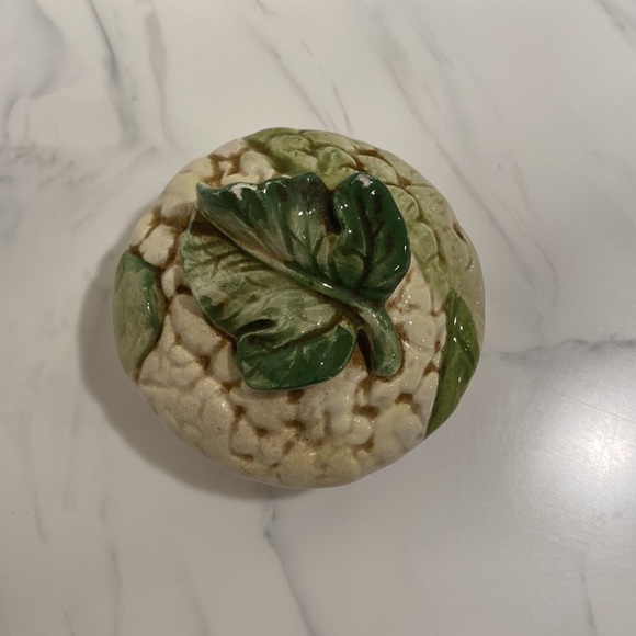 Fitz and Floyd Vegetable Garden Teapot, from the 1986 collection. - Picture 5 of 7